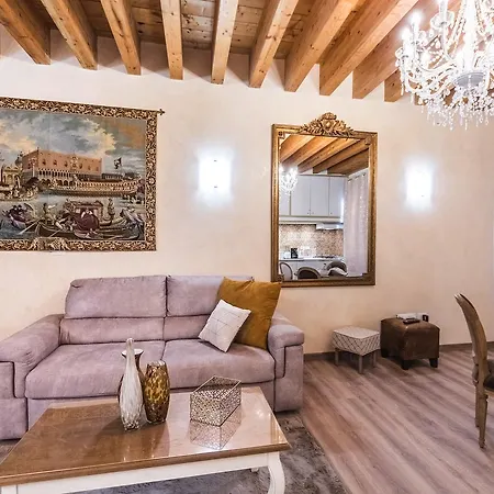 Ca' Teatro Vecchio Apartment